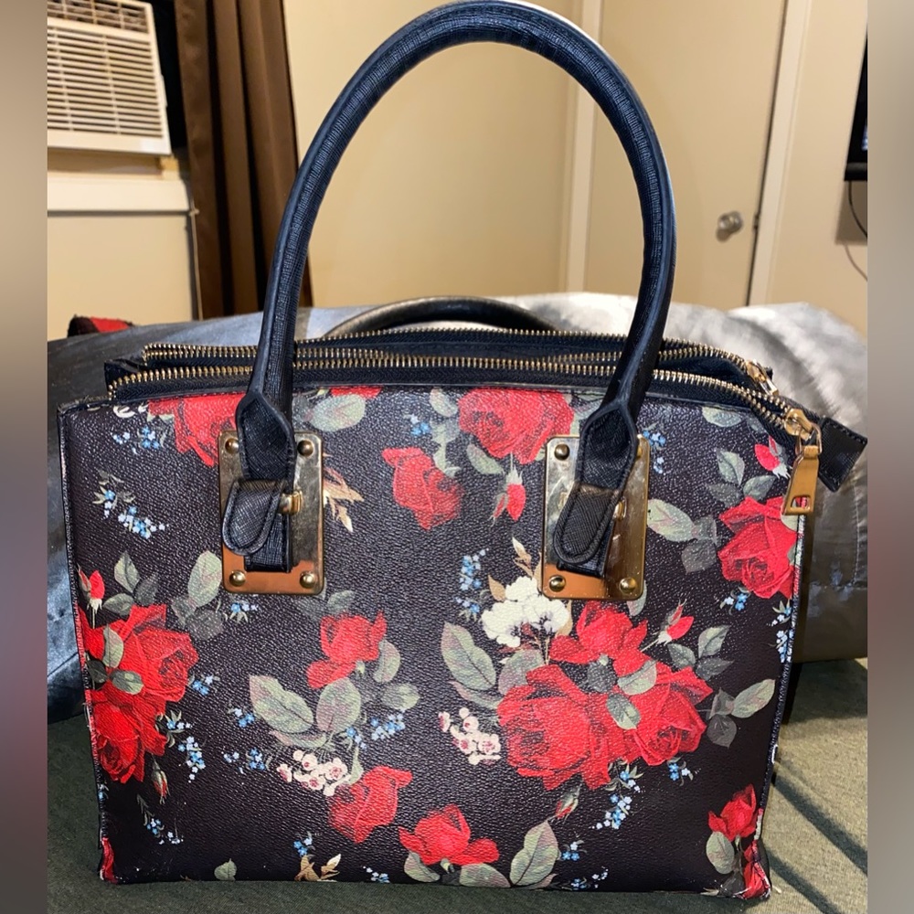 Black Handbag bright Red Floral rose design with metal hardware gold plating